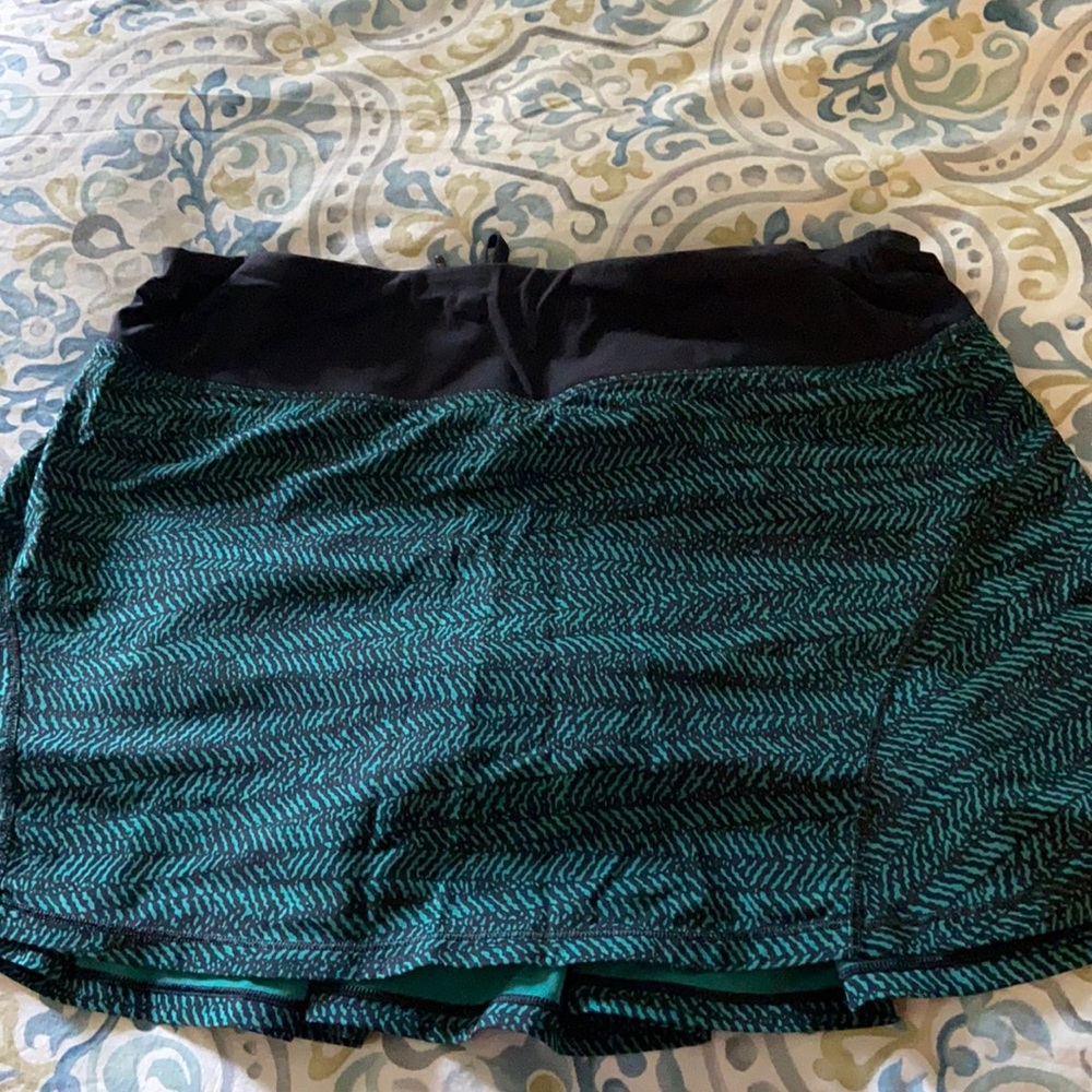 Brand new! Only worn once! Lululemon athletic skirt.